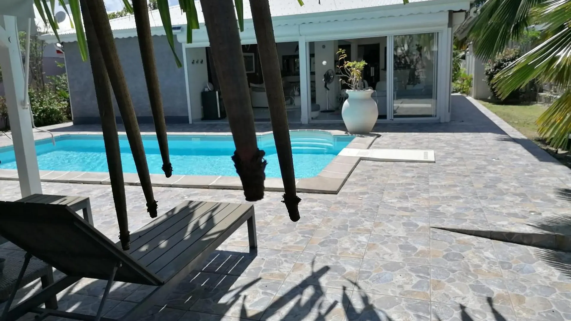 Villa Confortable A Sainte-Anne Avec Piscine Privee Guadeloupe